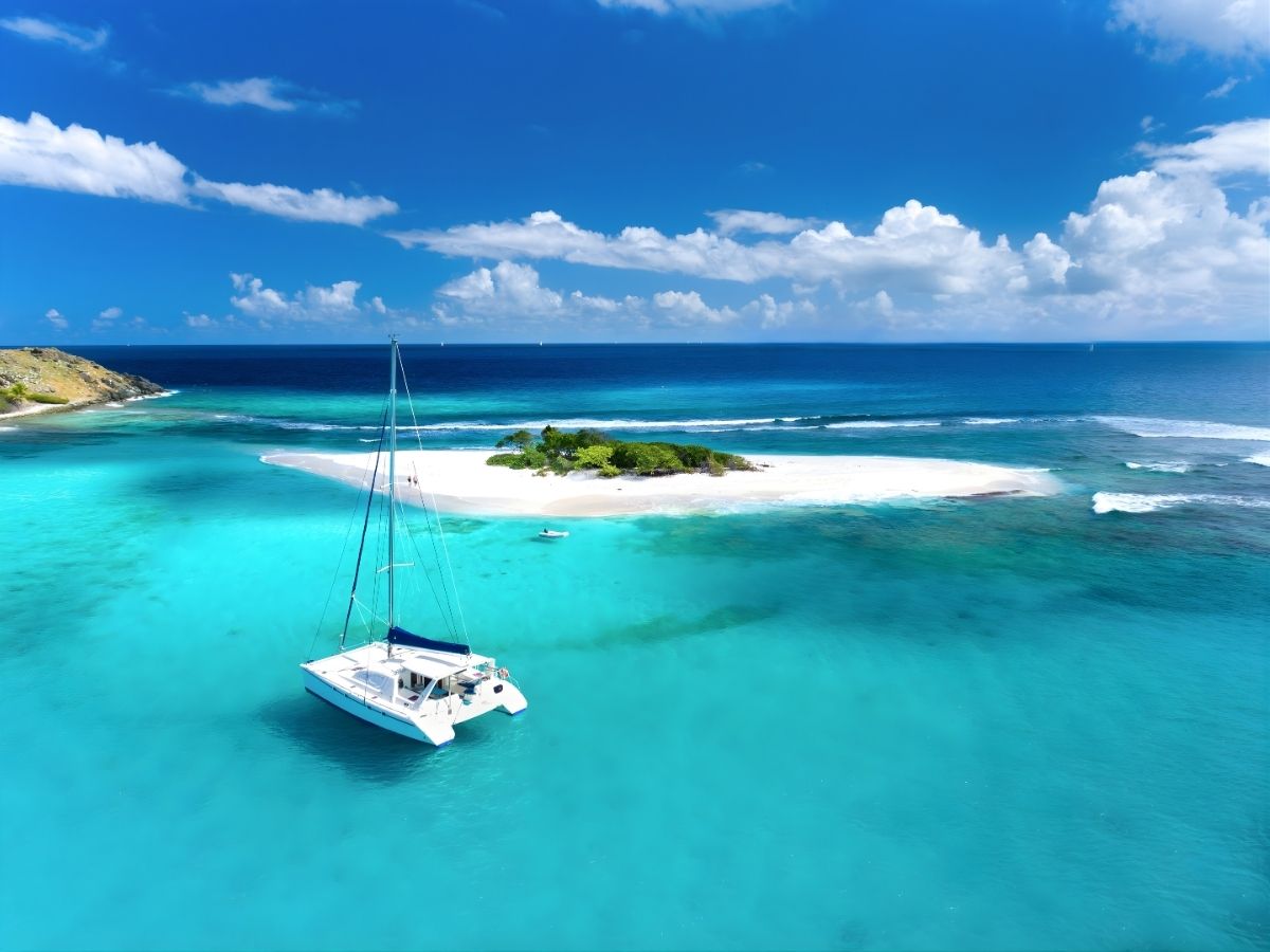 isla mujeres en catamaran www.goodxperience.com